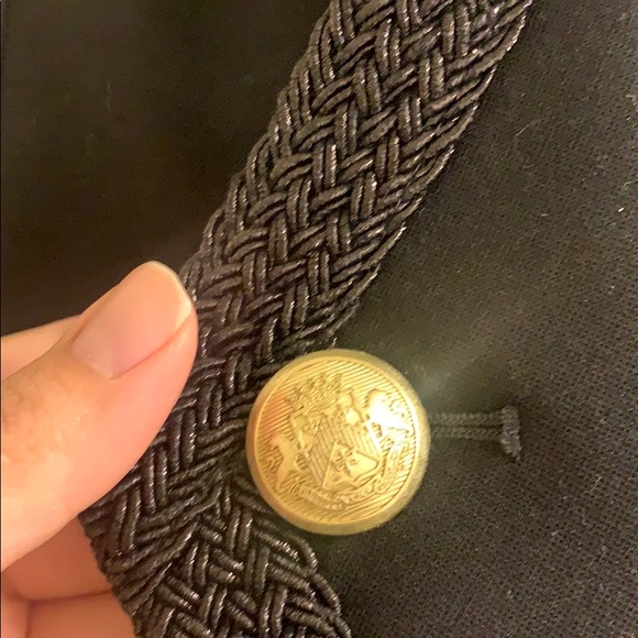 Black cropped jacket - Picture 2 of 5